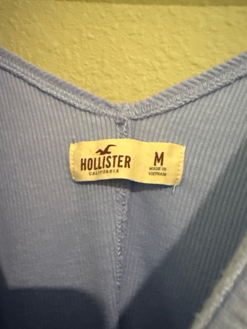 Hollister Light Lavender Long-Sleeve Scoop Neck Top - Picture 4 of 5